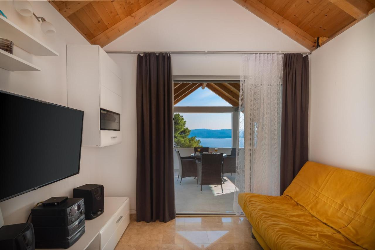 Villa Leoma With Heated Pool Marusici  外观 照片